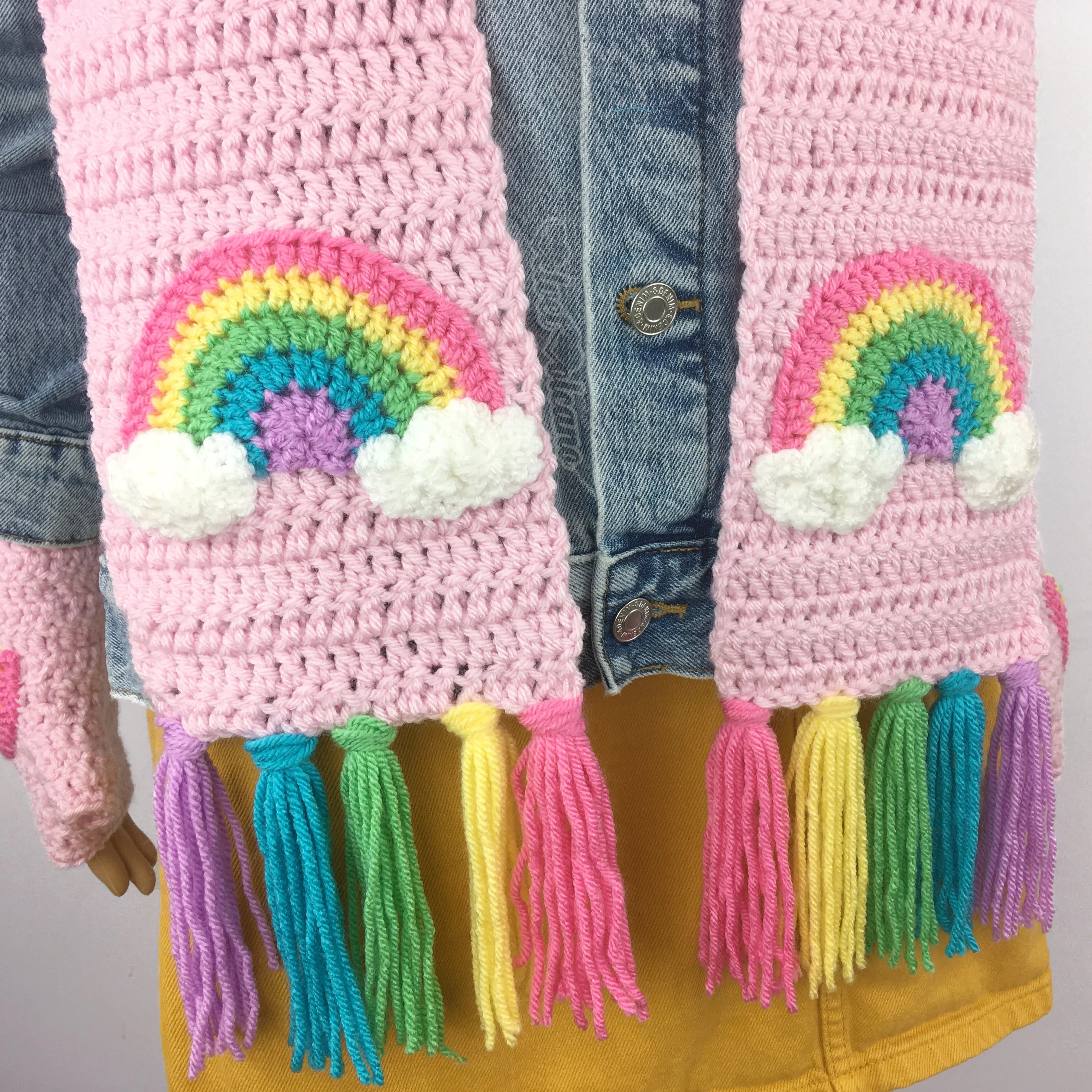 Chunky Pastel Rainbow Cloud Scarf (Baby Pink)