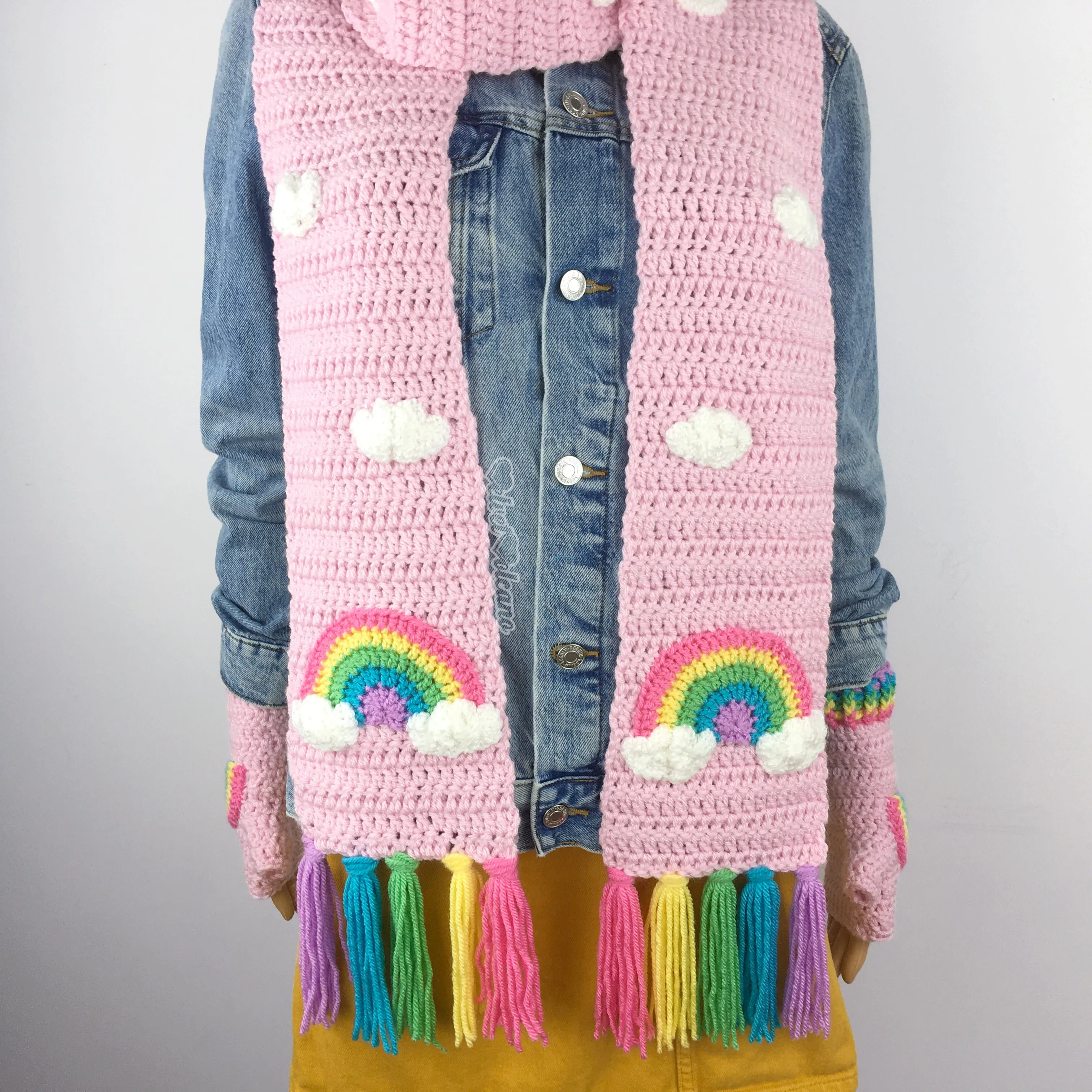 Chunky Pastel Rainbow Cloud Scarf (Baby Pink)