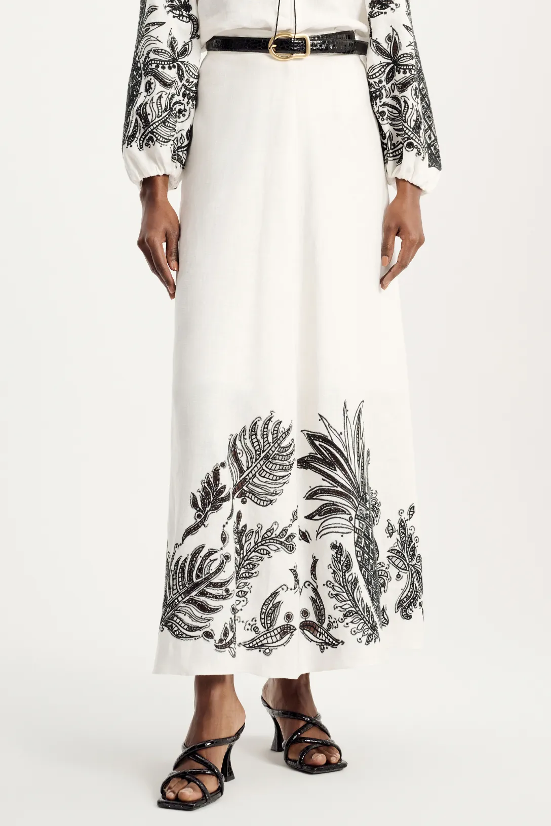 Exquisite Luxury Skirt Camellia White