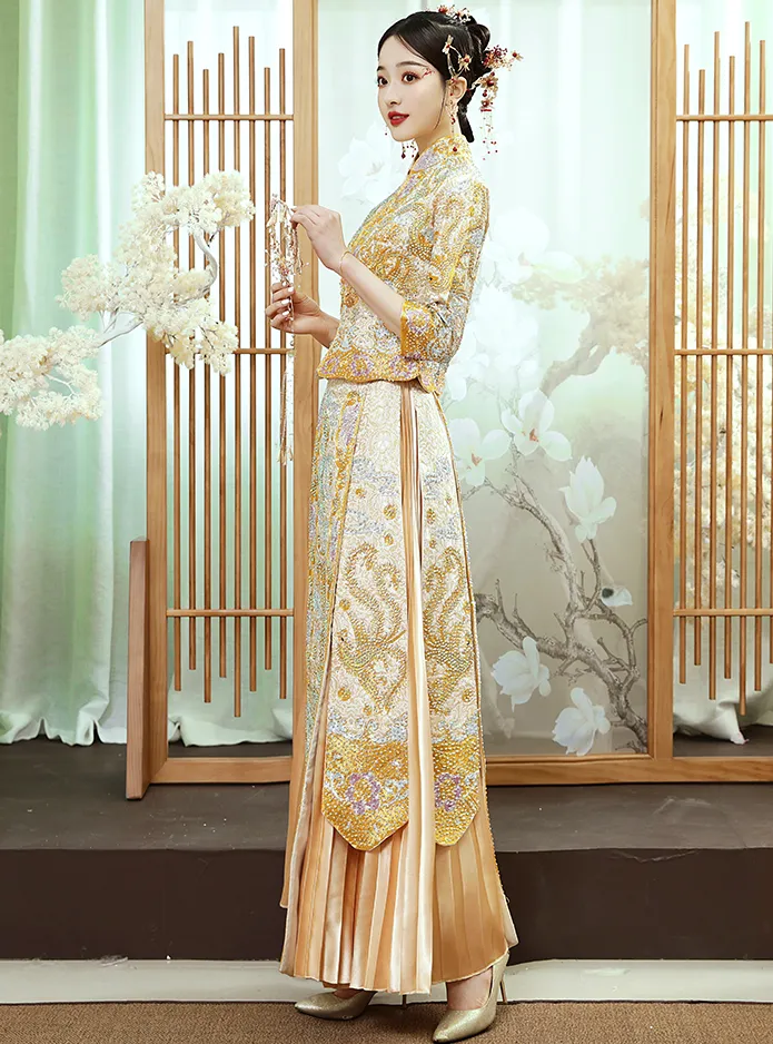 Floral Embroidery & Sequins Pleated Skirt Traditional Chinese Wedding Suit