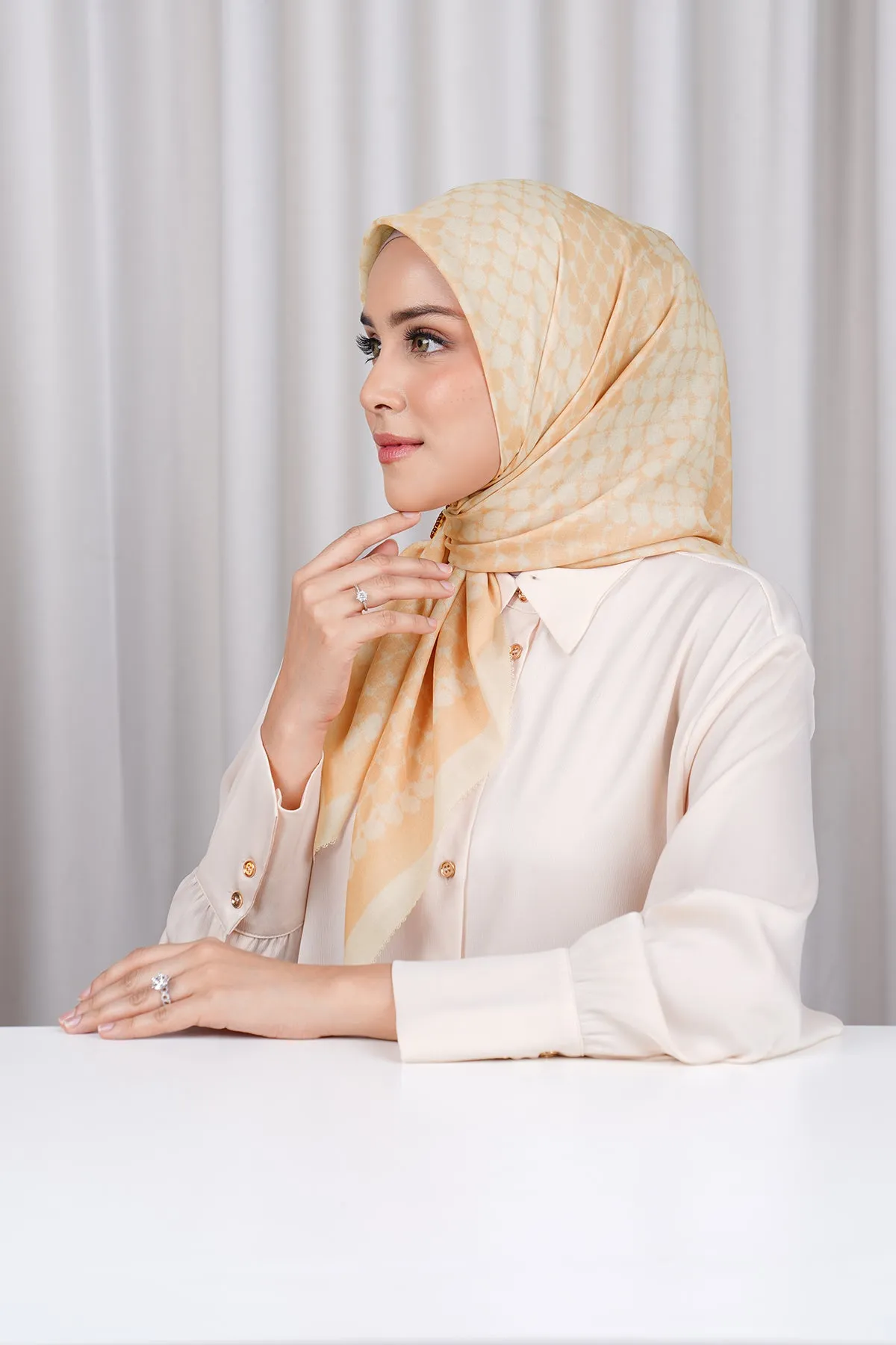 Mirarina Voile Square - Peach Fuzz