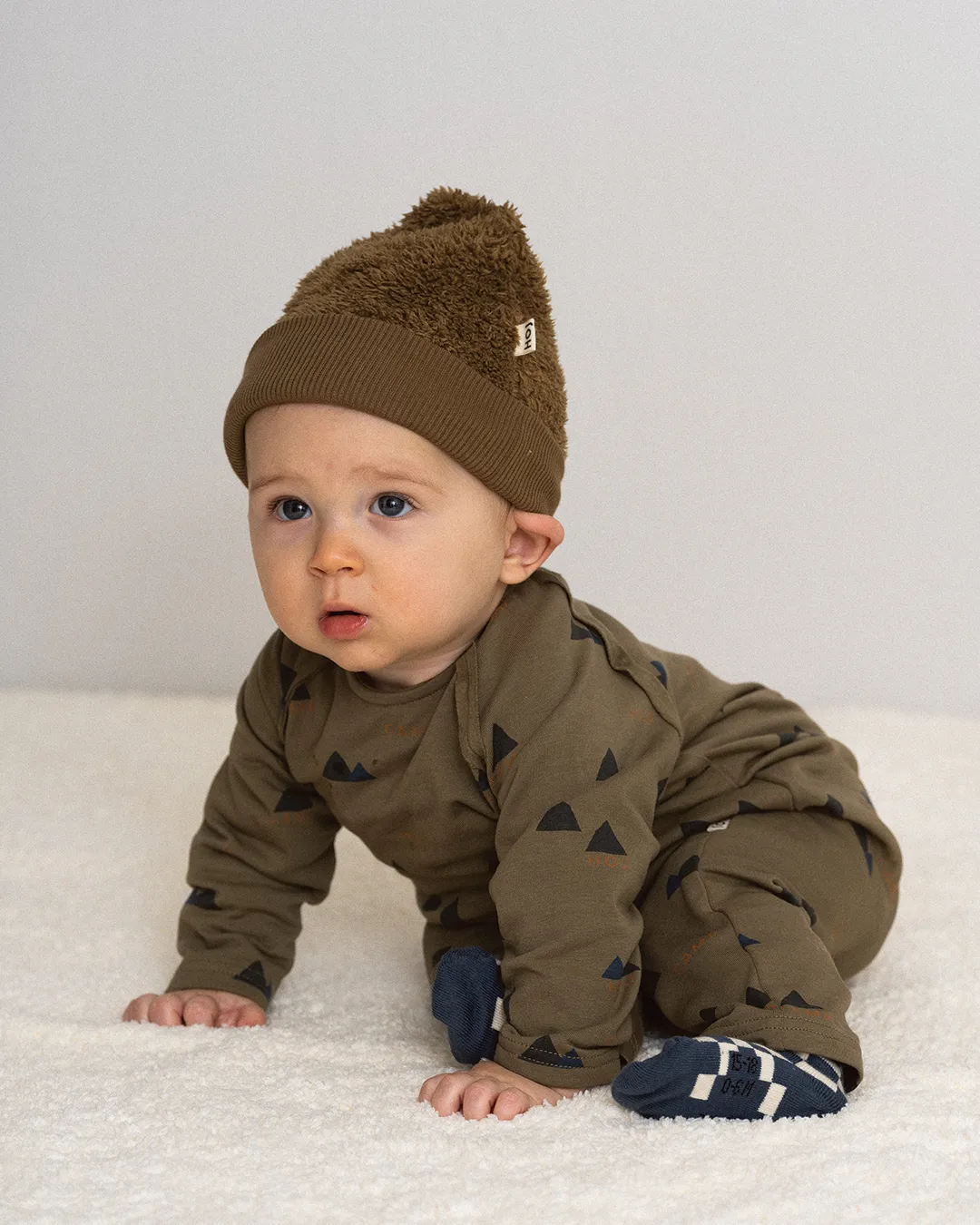 ONESIE HOUSE OF JAMIE GREEN MOUNTAIN