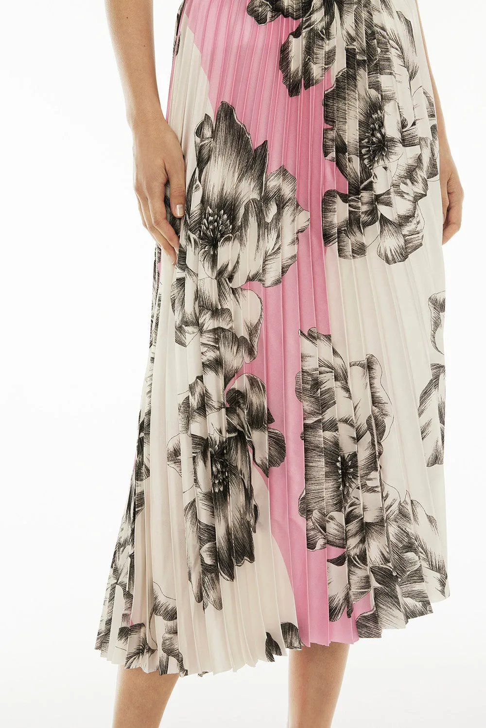 Overbloom Pleated Skirt