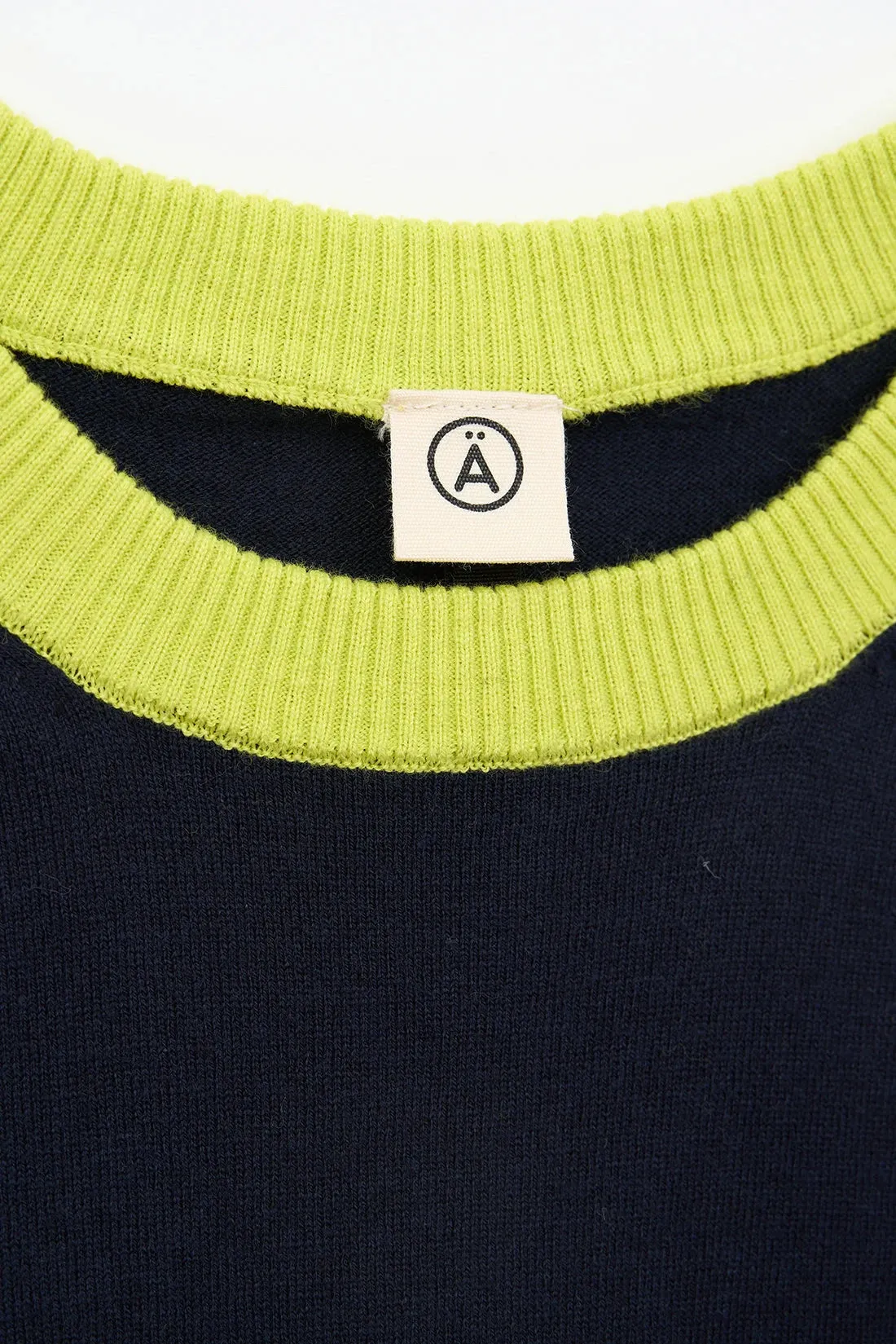 Salju Dark Navy