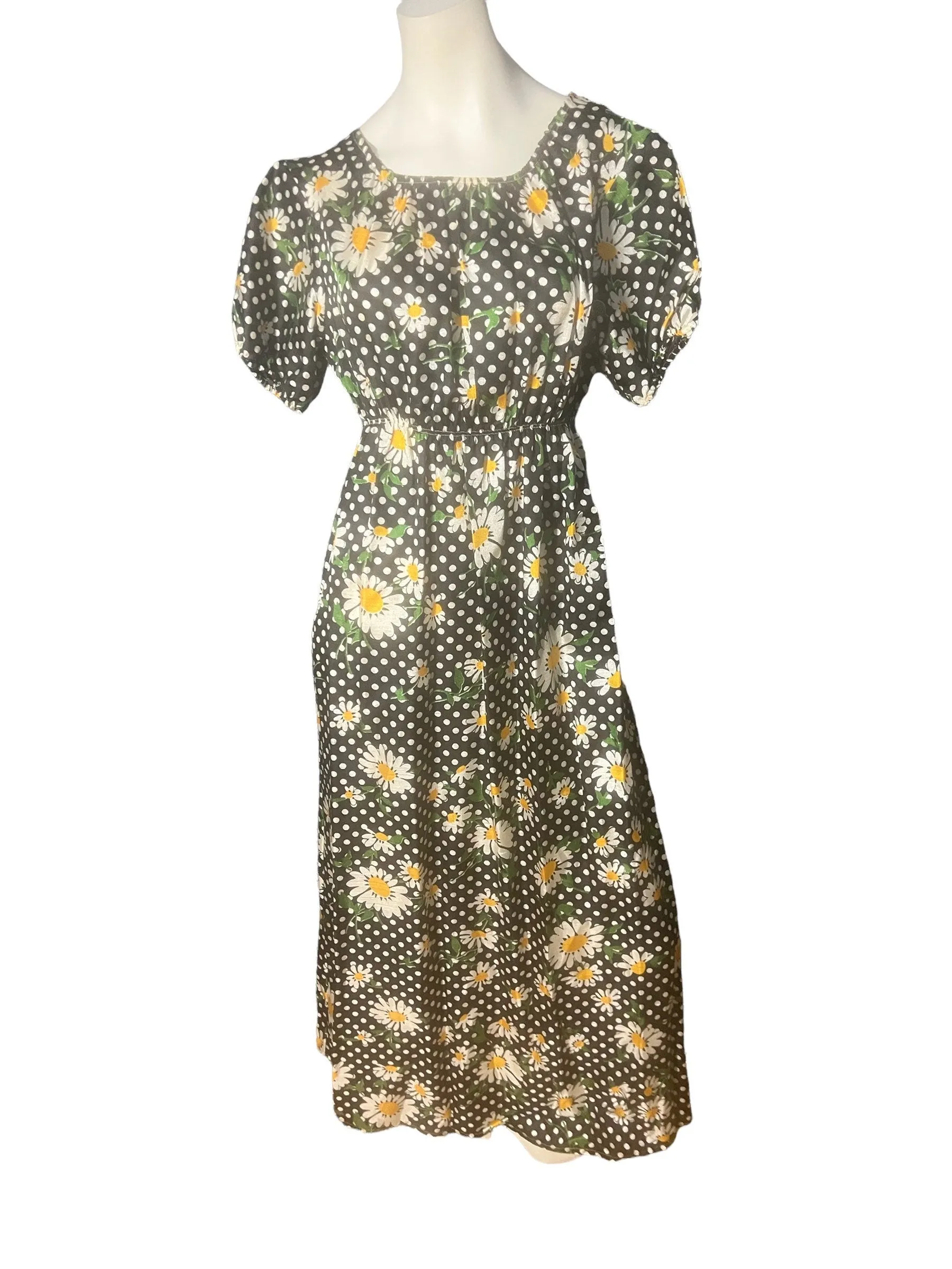 Vintage 70’s daisy floral maxi dress M