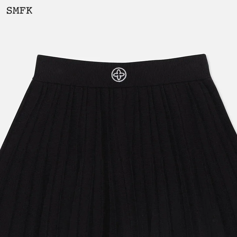 Vintage School Knit Pleated Skirt Black