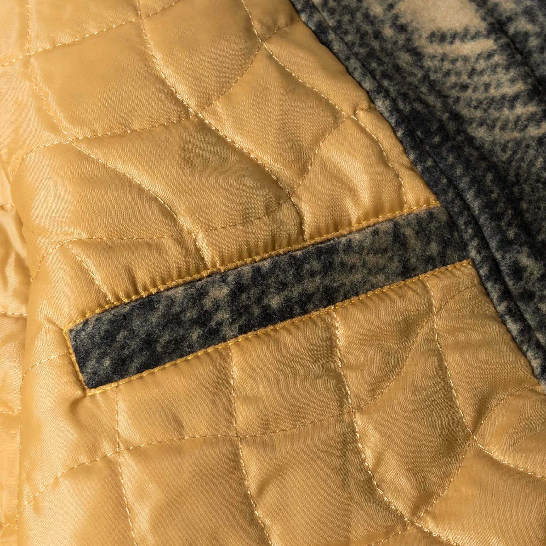 Wave Plaid Jacket - Camel